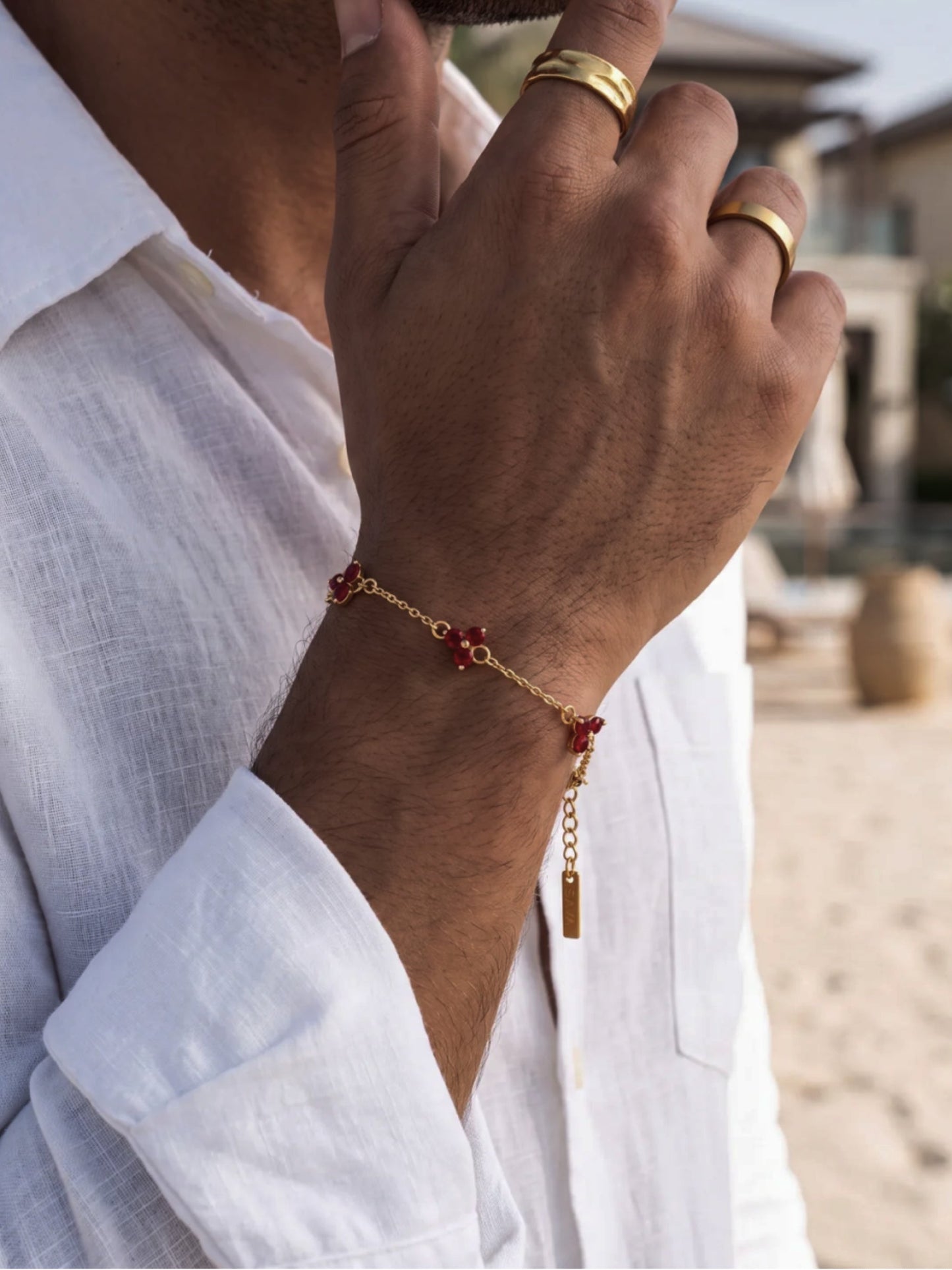 RED CLOVER BRACELET | 18K Gold