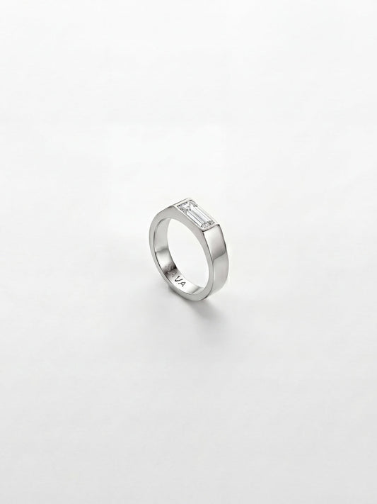 WHITE COMO RING | Silver