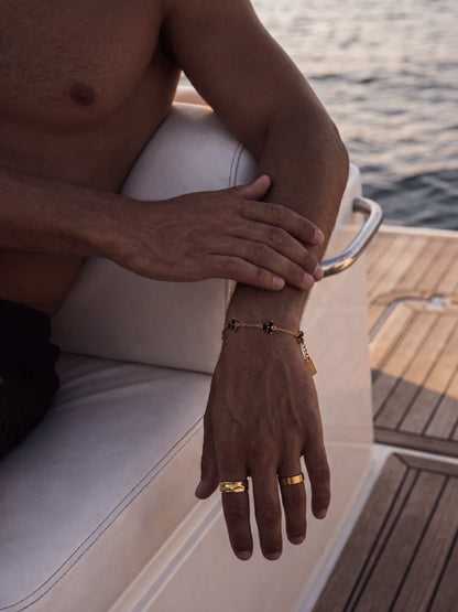 MIDNIGHT CLOVER BRACELET | 18K Gold