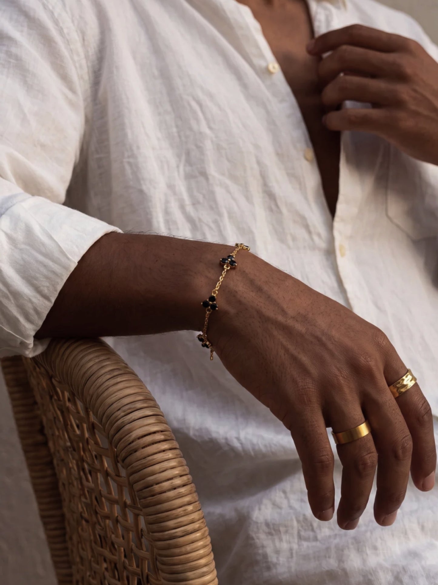 MIDNIGHT CLOVER BRACELET | 18K Gold