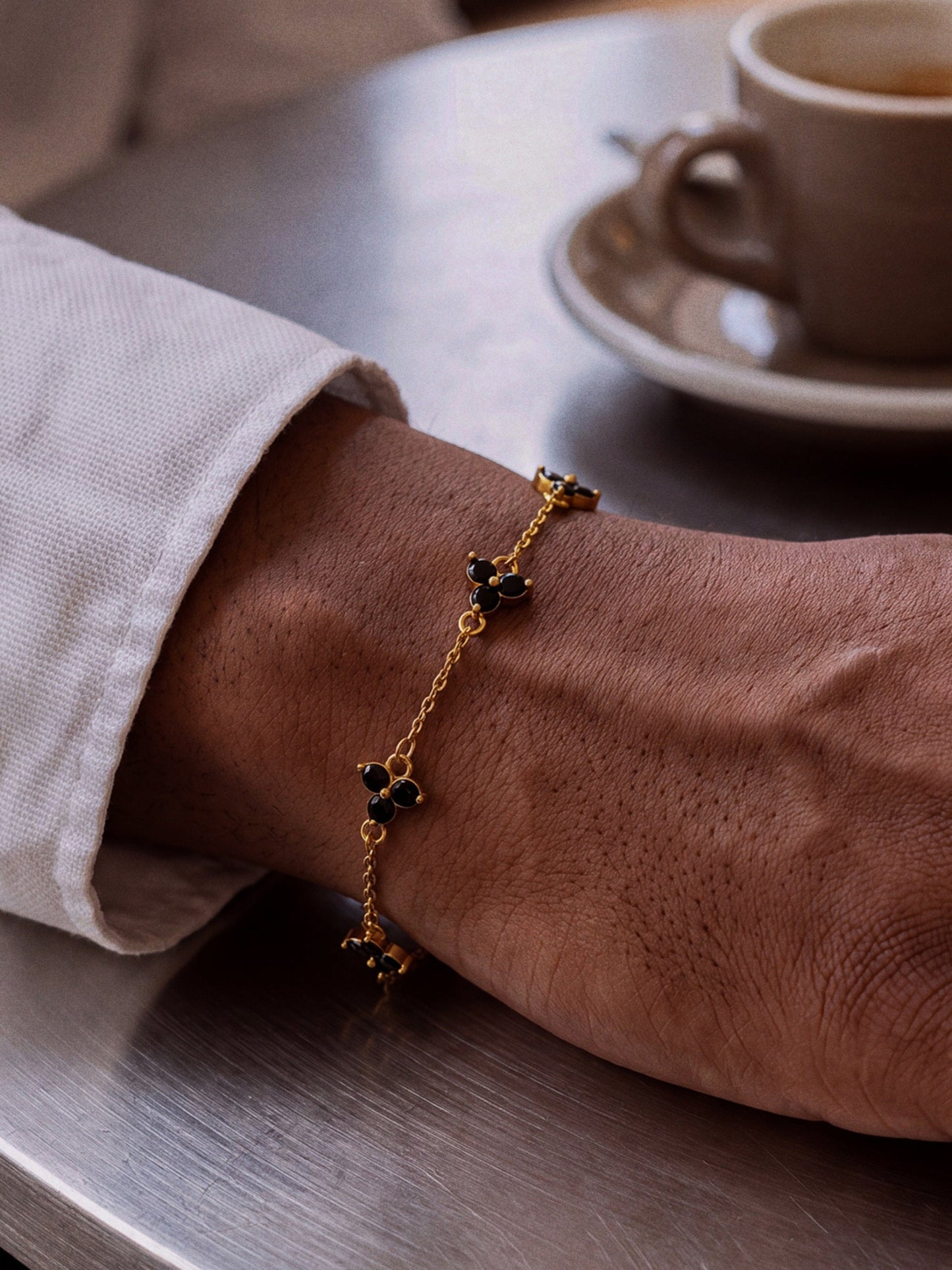 MIDNIGHT CLOVER BRACELET | 18K Gold