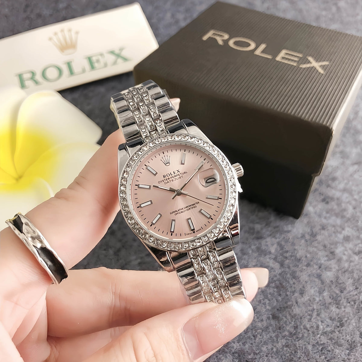 RL - Velliane Exclusive Watch