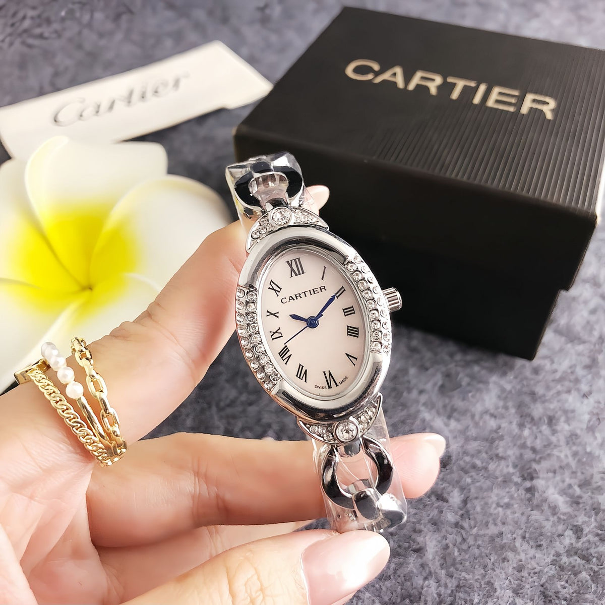CT - Veloria Signature Watch