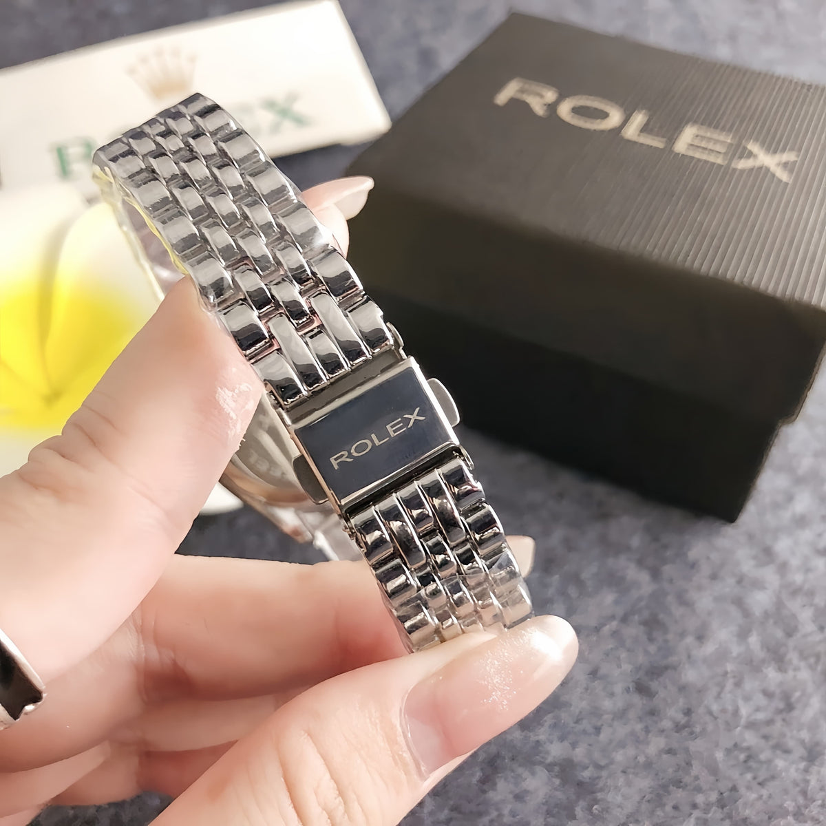 RL - Velliane Exclusive Watch