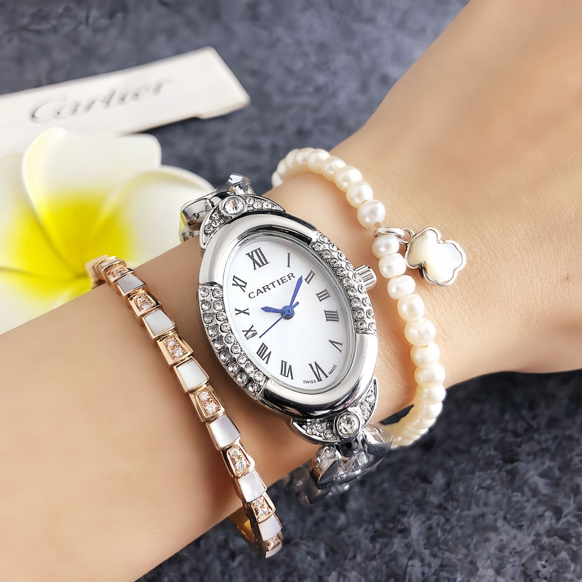 CT - Veloria Signature Watch