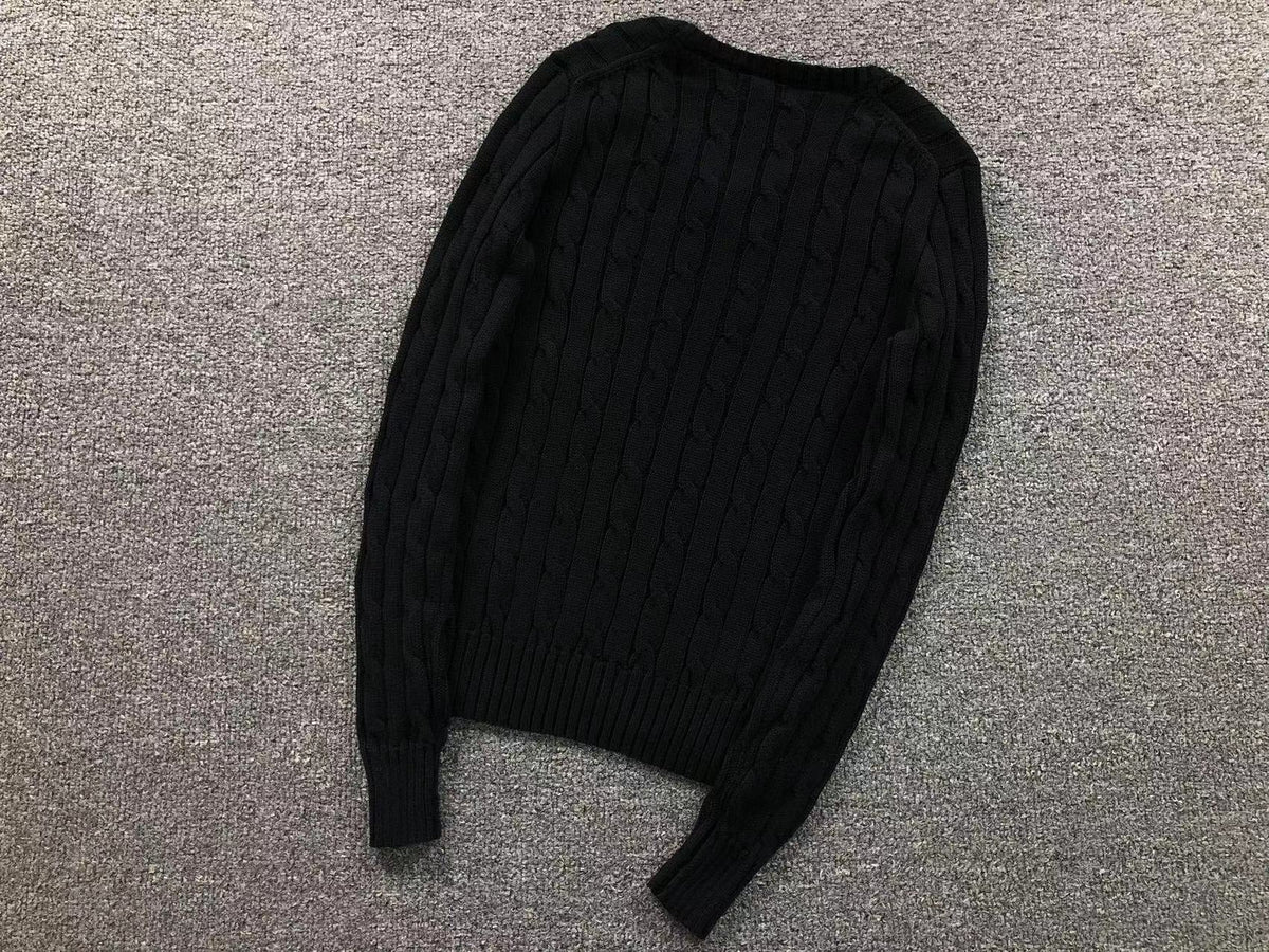 RL - Classic Cable V-Neck Sweater