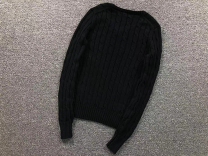 RL - Classic Cable V-Neck Sweater